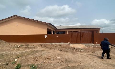 gyasikrom_school