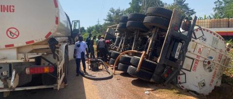 tanker_overturn